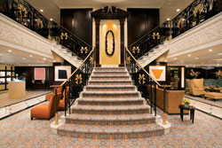 Atrium auf der Azamara Journey