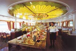Das Buffet Restaurant auf der nicko tours MS Casanova