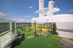 Minigolf auf der Royal Caribbean Serenade of the Seas