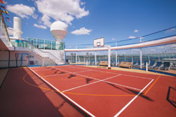 Der Sportplatz auf der Royal Caribbean Serenade of the Seas