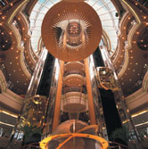 Das Zentrum auf der Royal Caribbean Splendour of the Seas