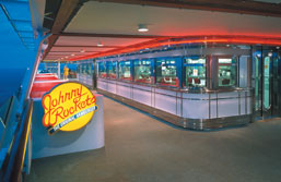 Das Johnny Rockets Restaurant auf der Royal Caribbean Voyager of the Seas